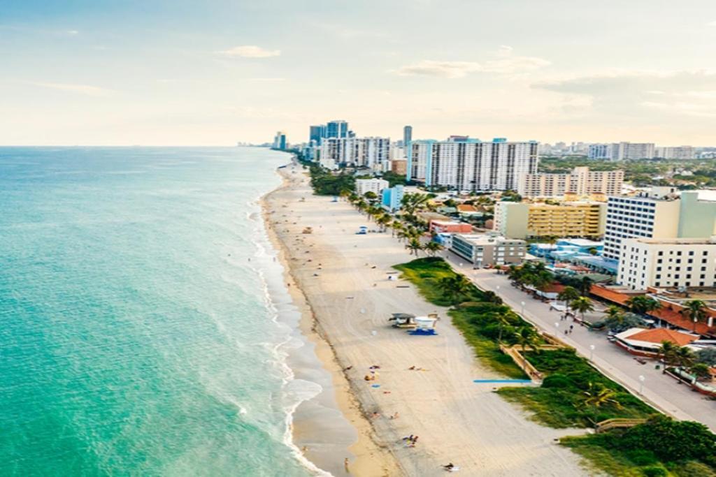 West Lake Park Holiday Retreat Dania Beach ฮอลลีวูด ภายนอก รูปภาพ